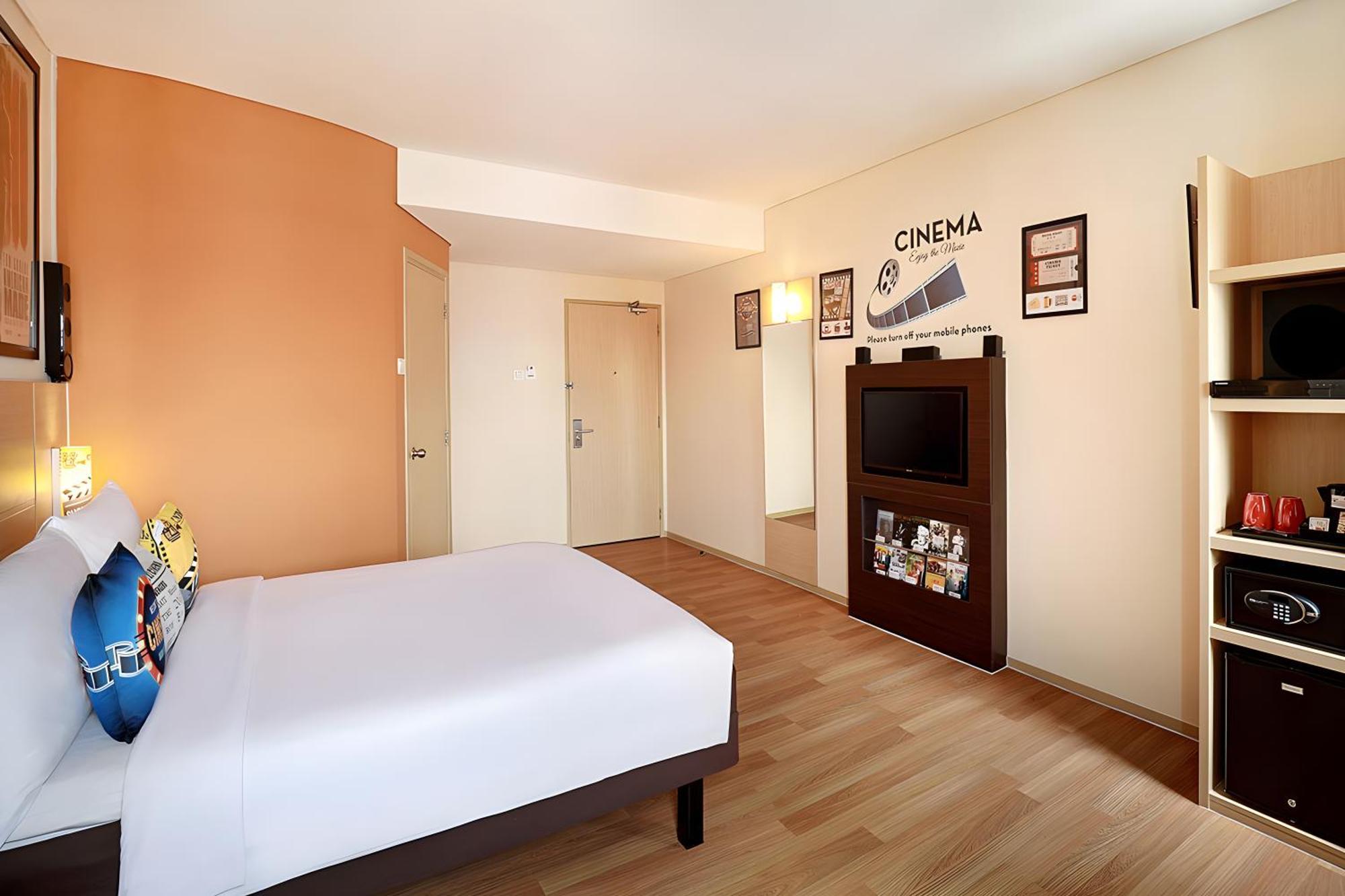Ibis Jakarta Harmoni Jacarta Exterior foto